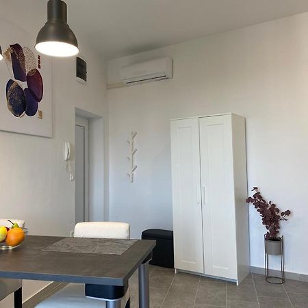 City Vibes Apartment Pula Bagian luar foto