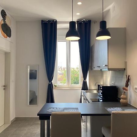 City Vibes Apartment Pula Bagian luar foto